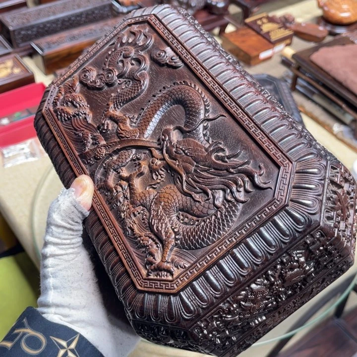 紫檀木类成套家具