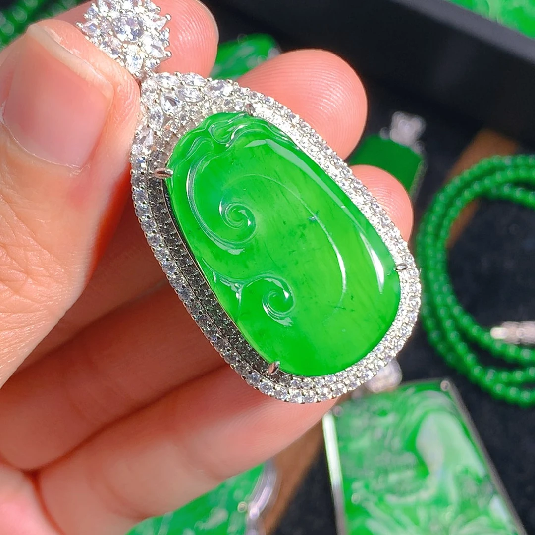 翡翠吊坠(不含链)未镶嵌