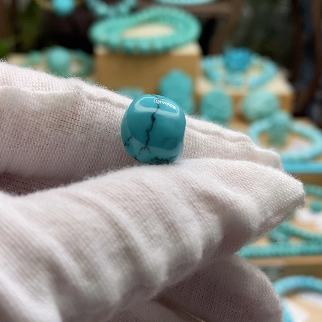 绿松石未镶嵌原矿高瓷无油无科技