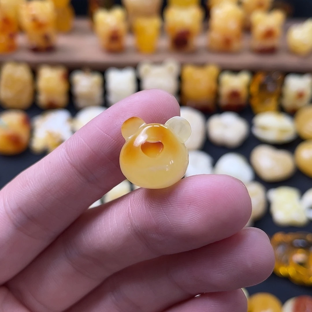 琥珀珠宝奇石未镶嵌