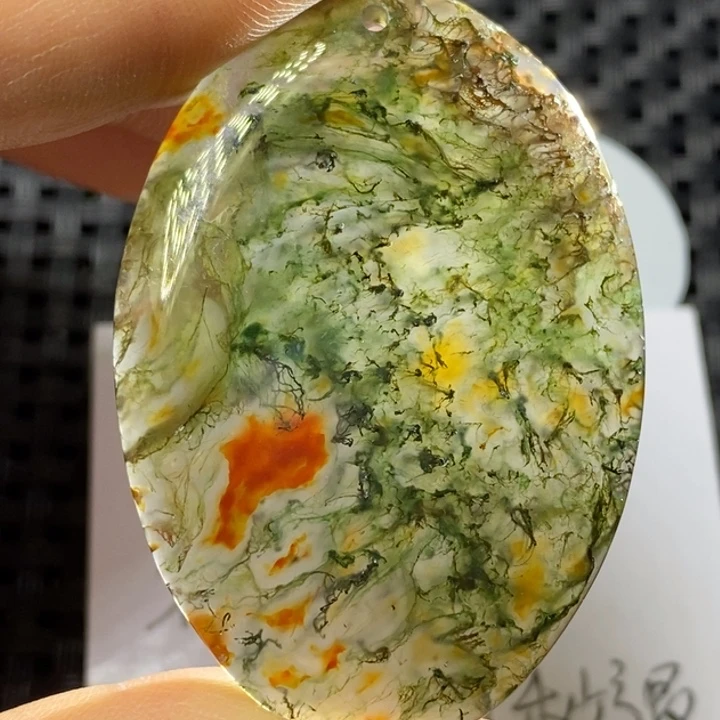 未镶嵌颈饰玛瑙/玉髓正**存