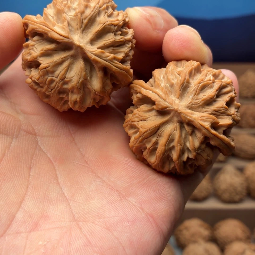 文玩核桃吊坠43苹果园46g