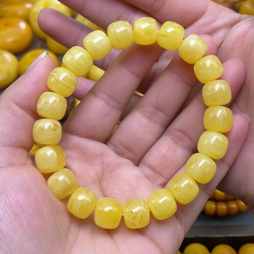 蜜蜡未镶嵌珠宝奇石