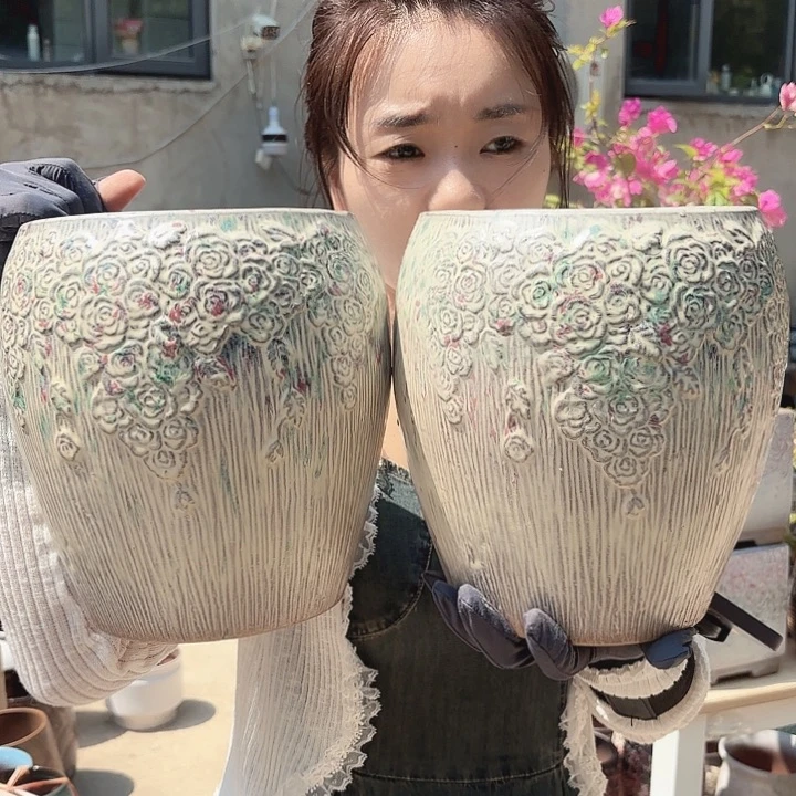 口径18高度23两个收口玫瑰