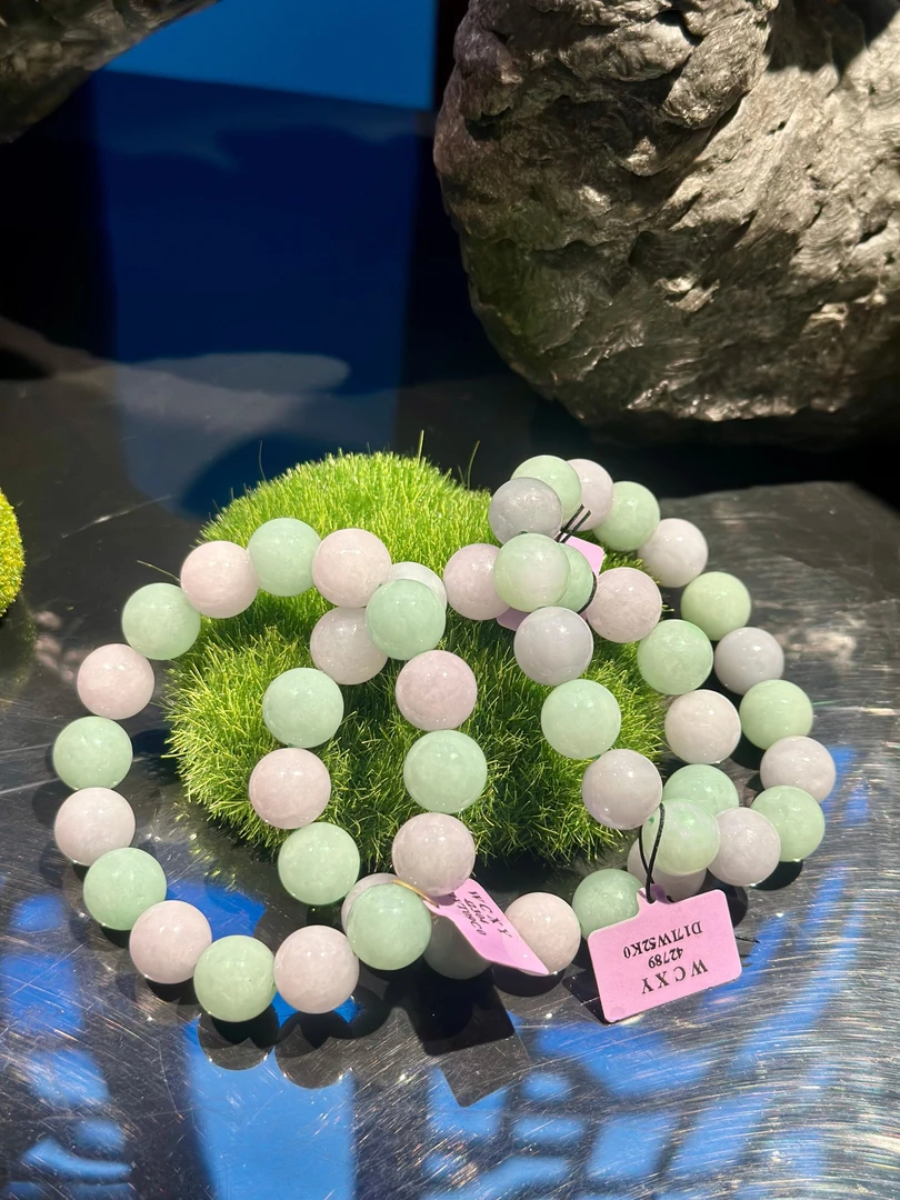 天然A货翡翠手串（多样性发其一）