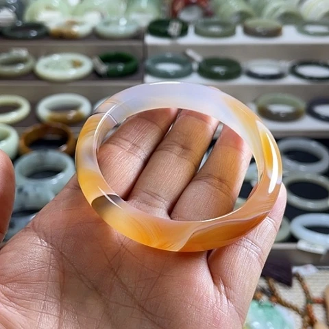 手镯玛瑙/玉髓未镶嵌