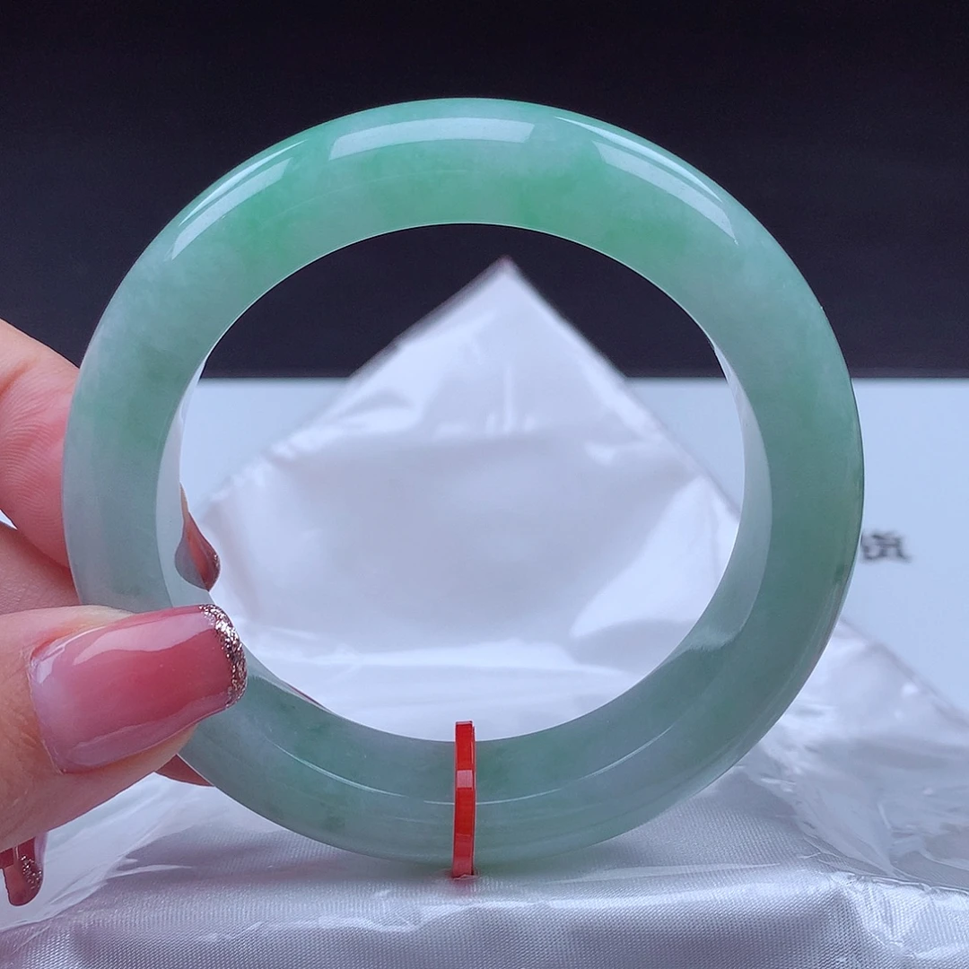 翡翠手镯未镶嵌手镯00070