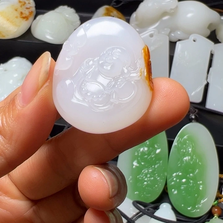 和田玉（子料）未镶嵌颈饰