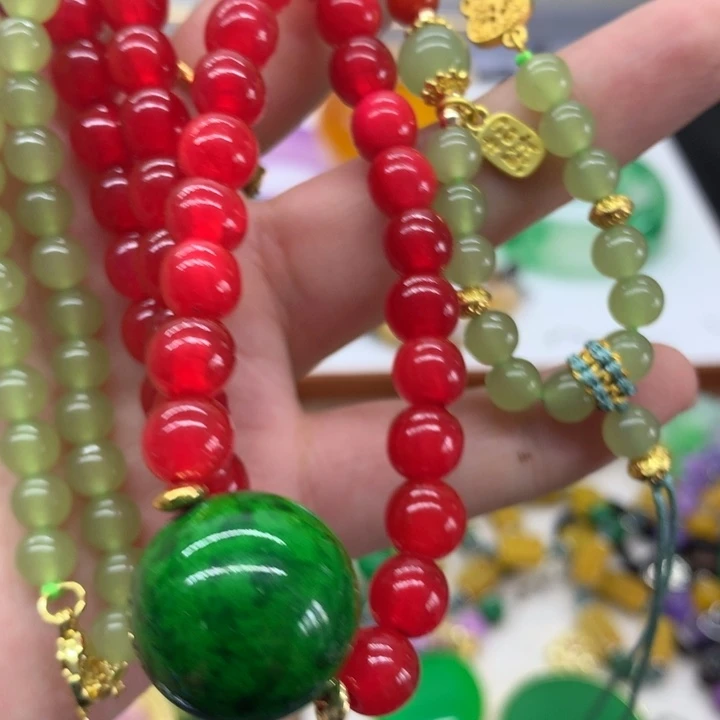 合金颈饰玛瑙/玉髓吊坠