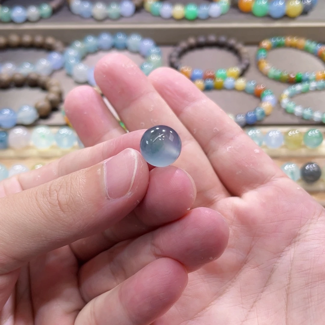 翡翠未镶嵌手链孔雀蓝