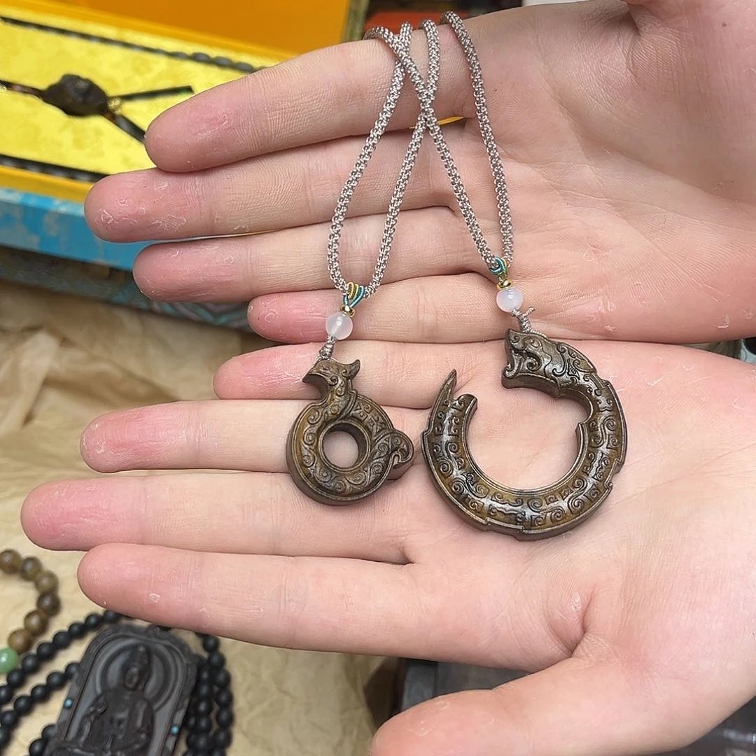 大叶紫檀（黑酸枝木类）