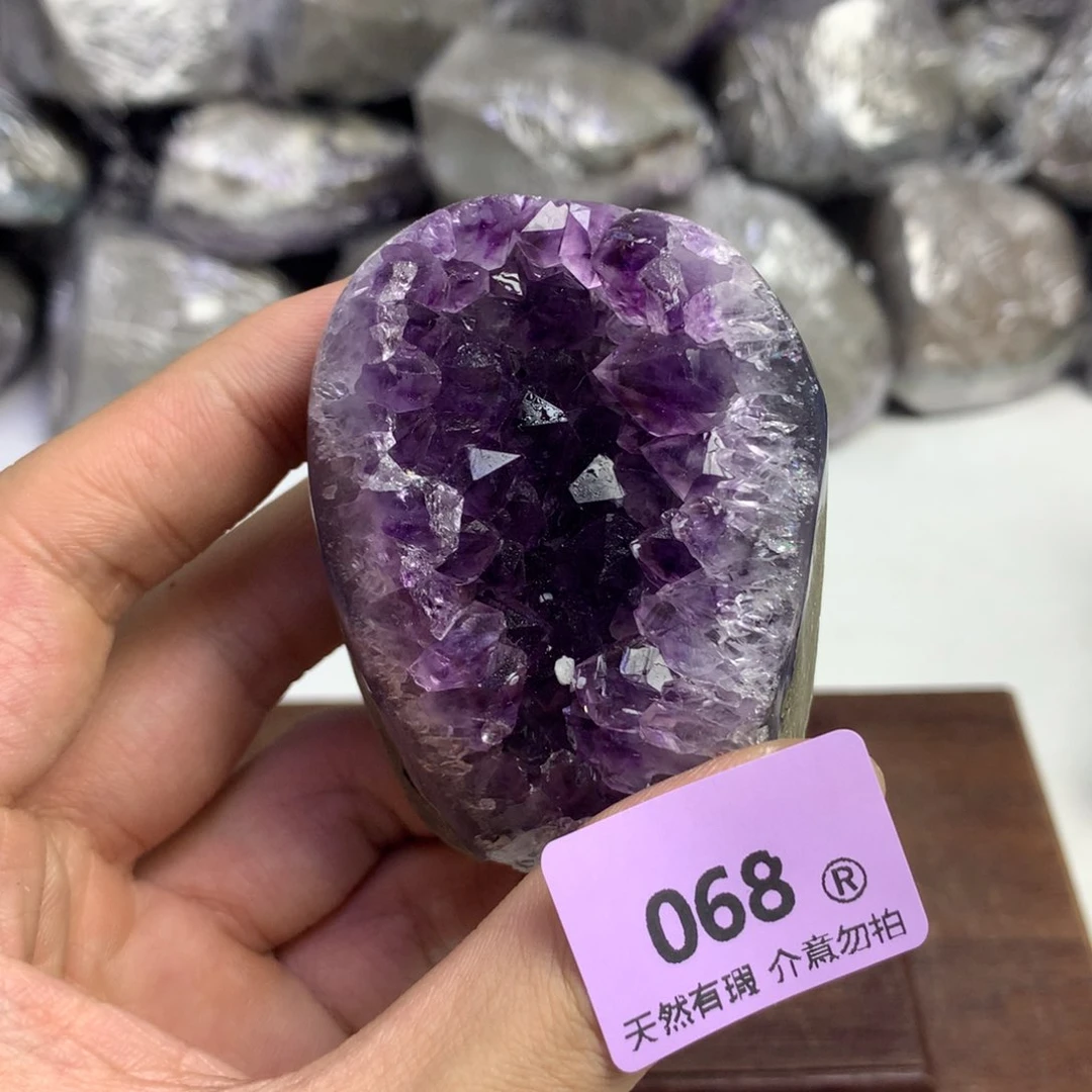 未镶嵌水晶大型摆件（非配饰）