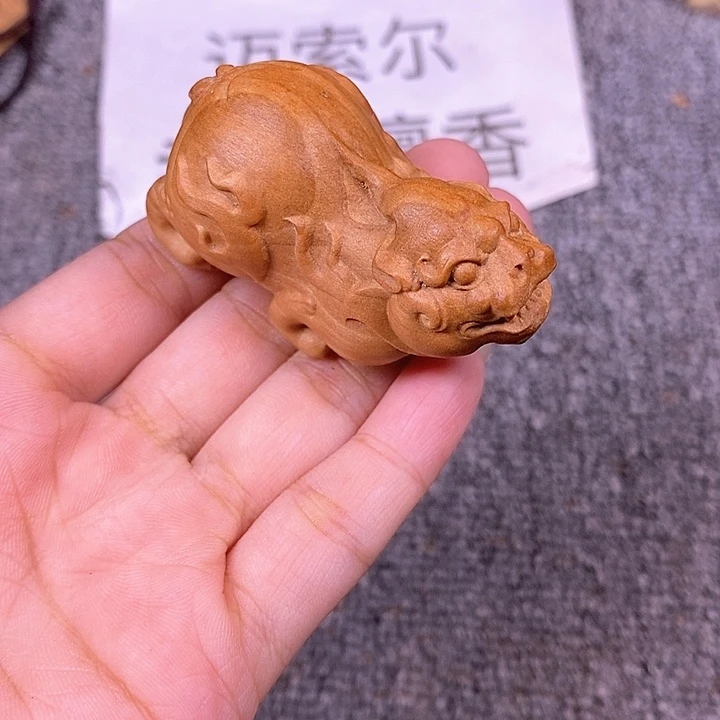 妲***己檀香木手串/手链老山檀香雕刻貔貅一只