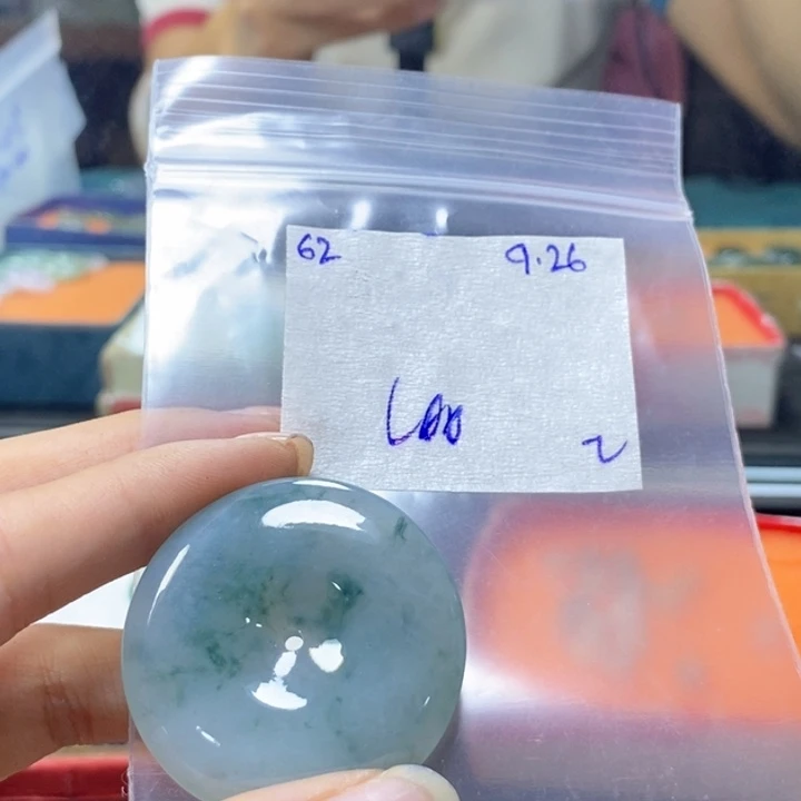 鸡***丁定制翡翠未镶嵌不退