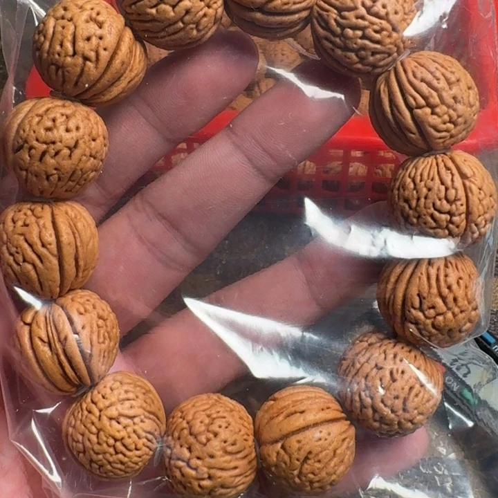 山****桃核吊坠666666666