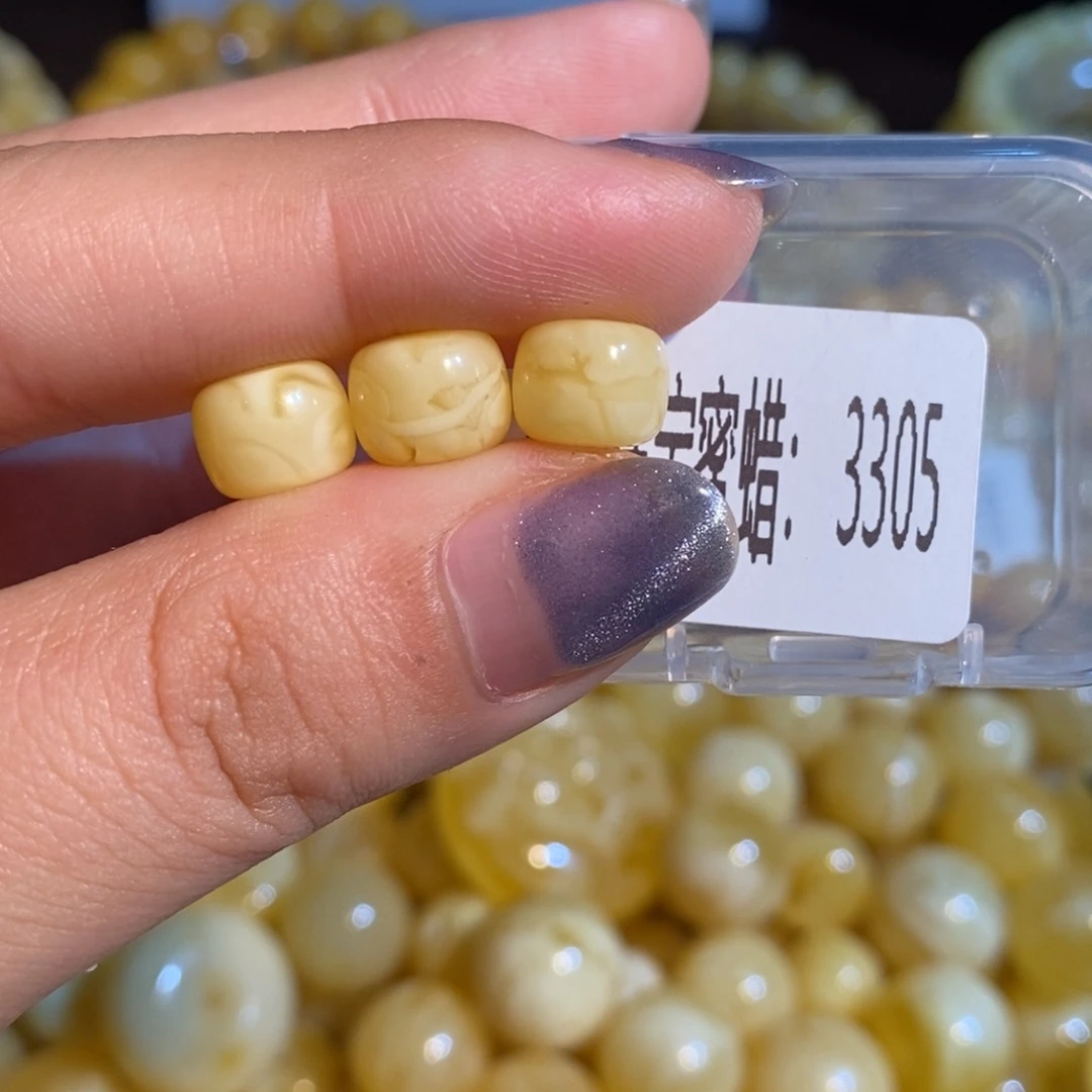 琥珀未镶嵌珠宝奇石3305