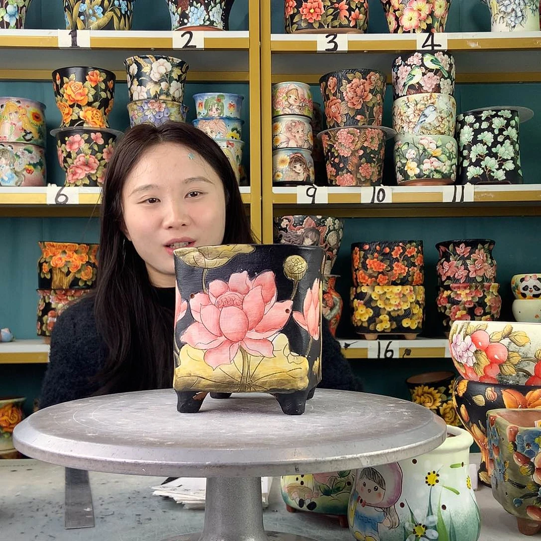 陶景德镇手工花盆332