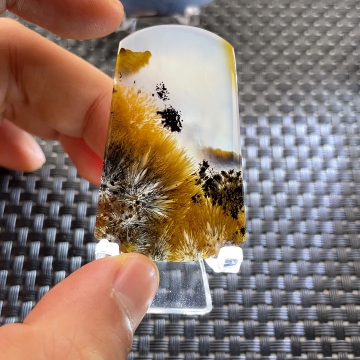 用***7玛瑙/玉髓未镶嵌颈饰