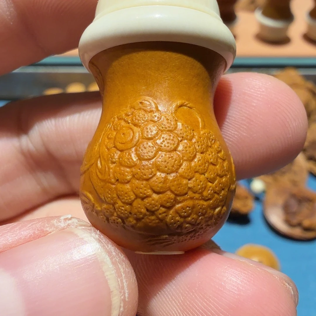 手串/手链橄榄核葫芦压花金蟾