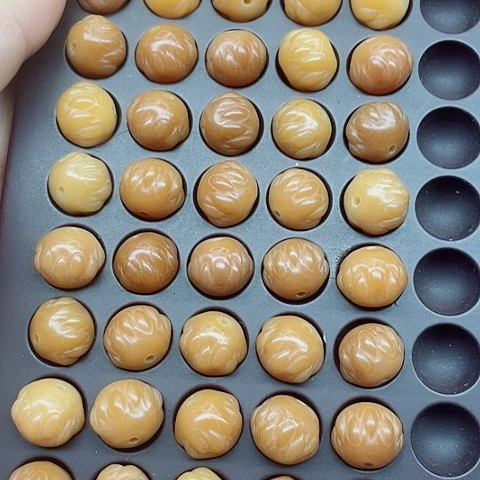 白玉菩提吊坠13雕刻吞噬50颗