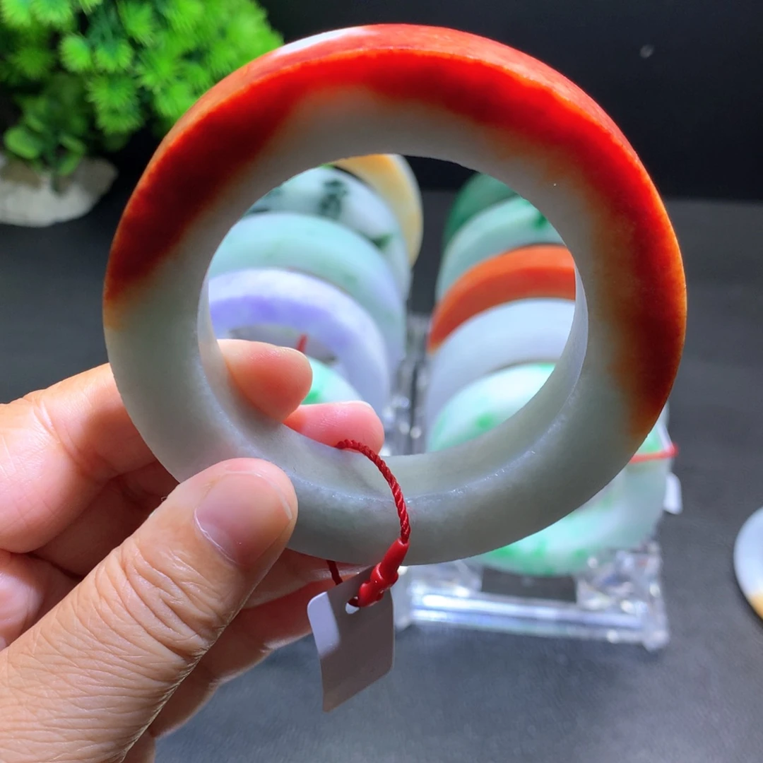 未镶嵌手镯定制翡翠