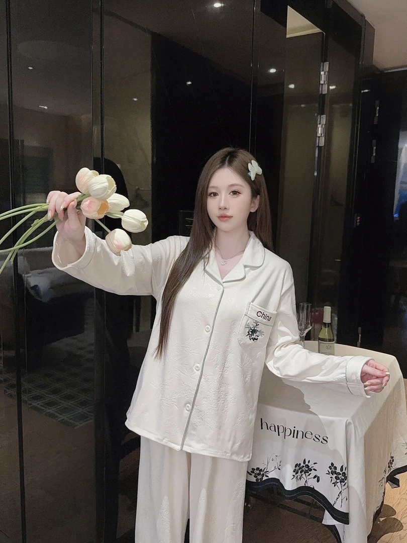 新款秋冬少女德绒睡衣 加厚套装 可爱保暖抗静电家居服女