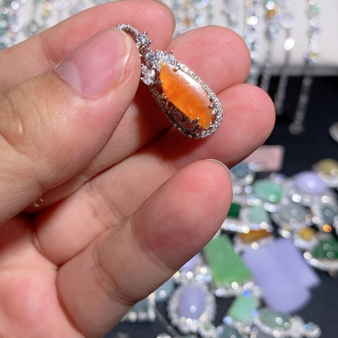 翡翠银S925镶嵌颈饰i i i i