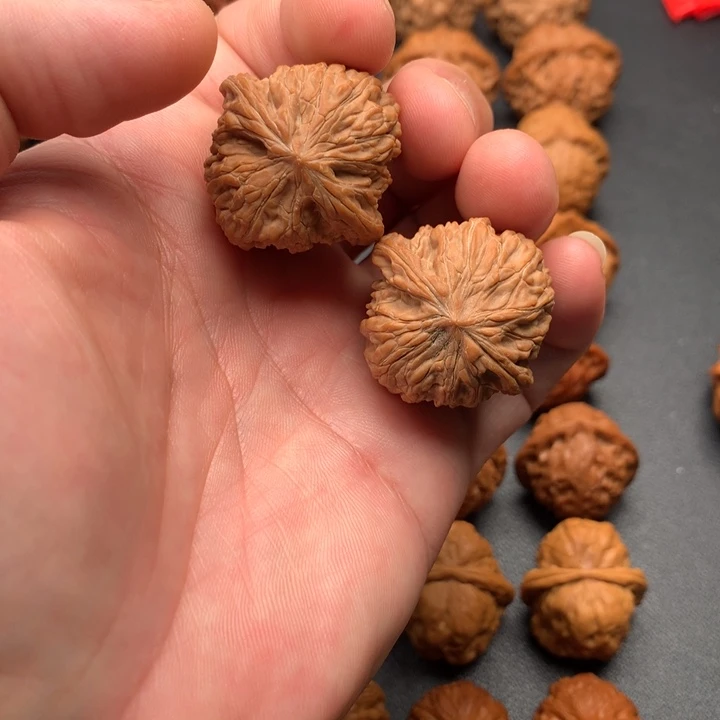 文玩核桃吊坠3.0磨盘