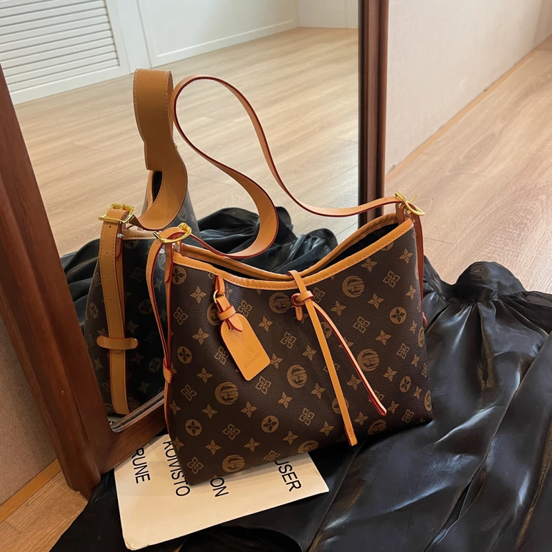 2025年爆款百搭单肩包印花撞色斜挎包女包