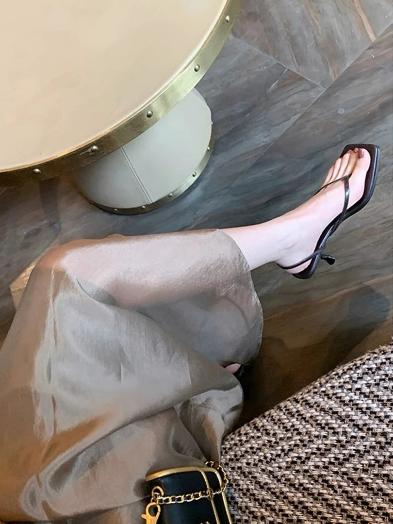 法式千颂～夏季韩版法式方头细跟高跟鞋黑色职场休闲风551