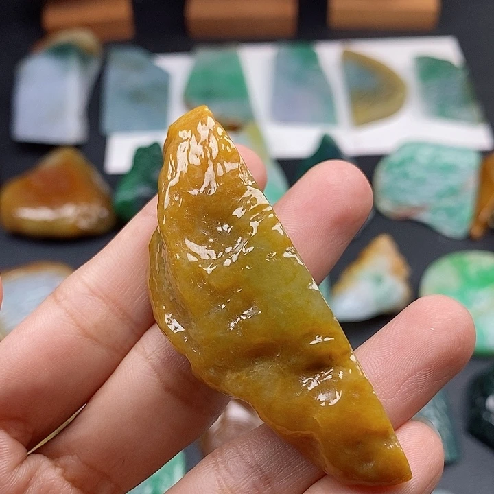我***你定制翡翠未镶嵌翡翠