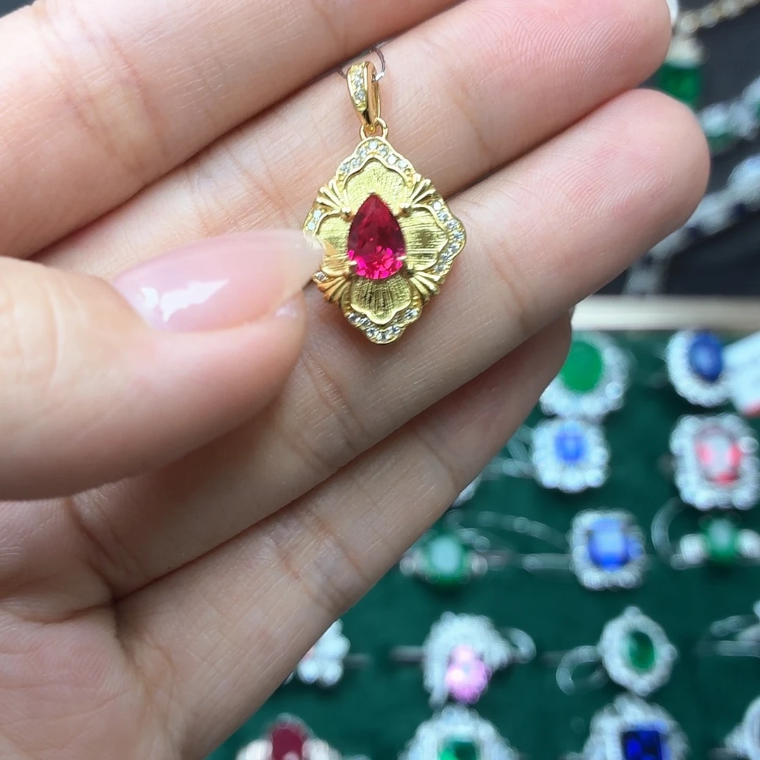 颈饰银S925镶嵌碧玺培育