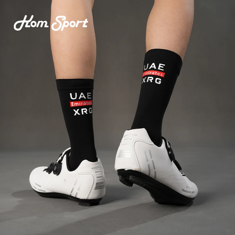 KOM专业骑行袜春夏轻薄透气速干装备反光夜骑竞速黑白袜子长筒