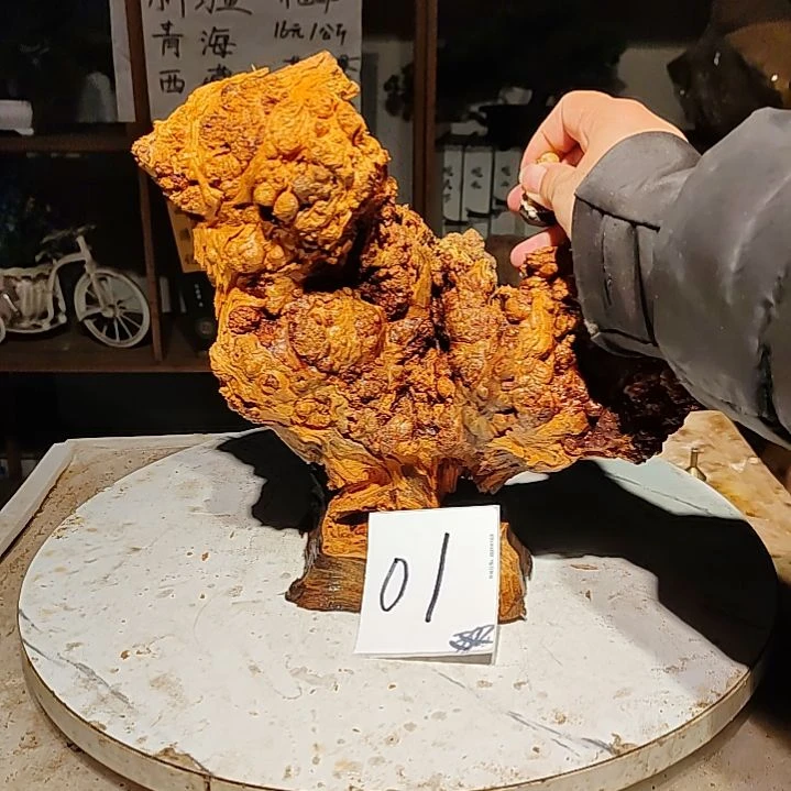 松木枫*01号北沉香琥珀木天然造型