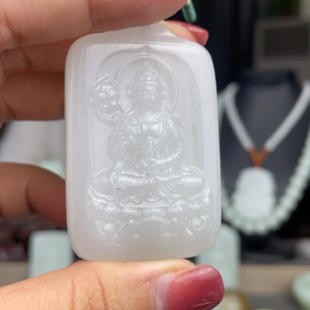 【闪购商品】颈饰未镶嵌和田玉