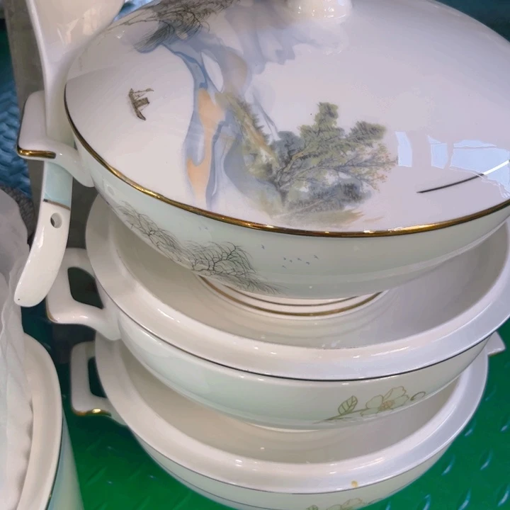 瓷片九寸汤锅一个微瑕