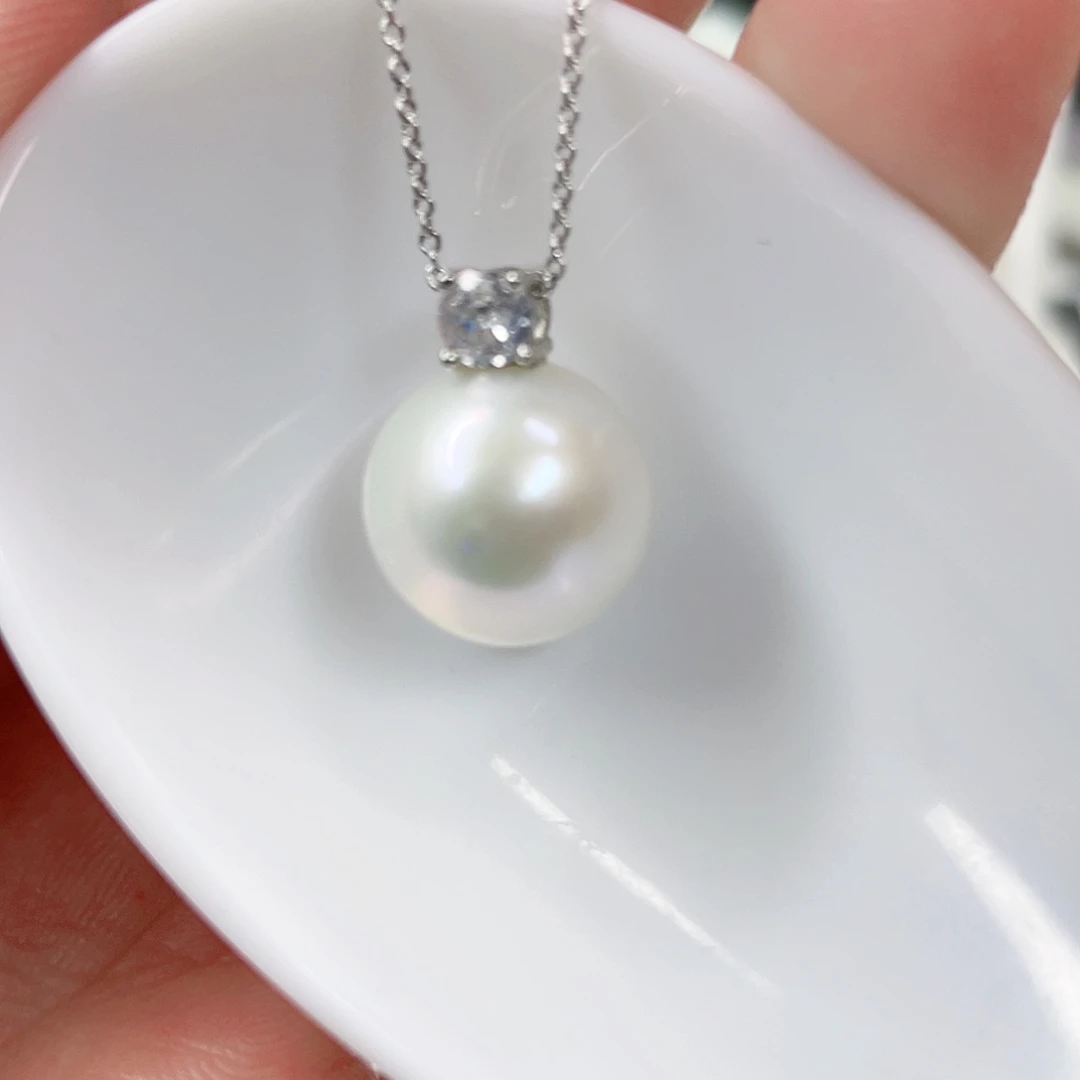 淡水珍珠吊坠(赠链)未镶嵌