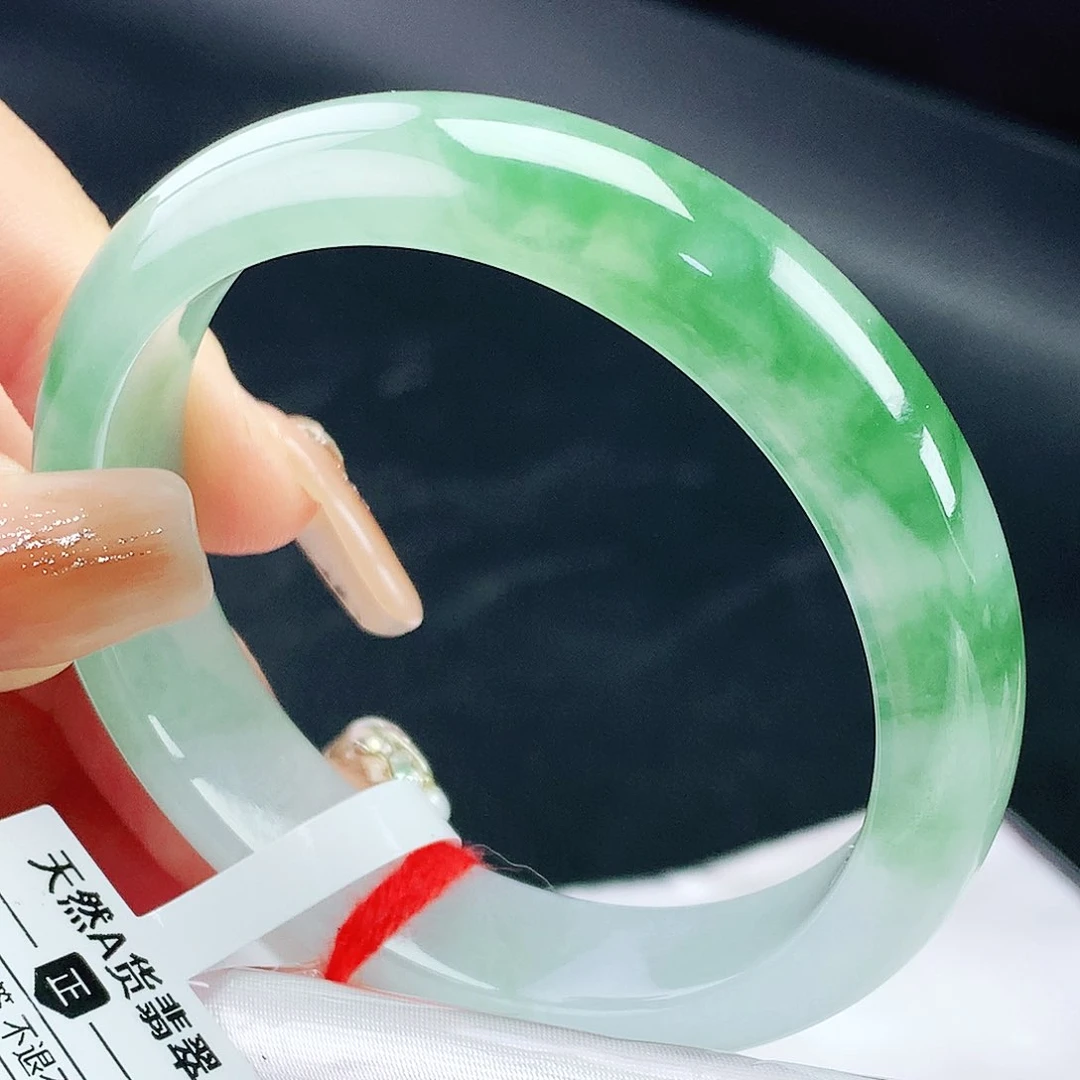 未镶嵌手镯翡翠52圈