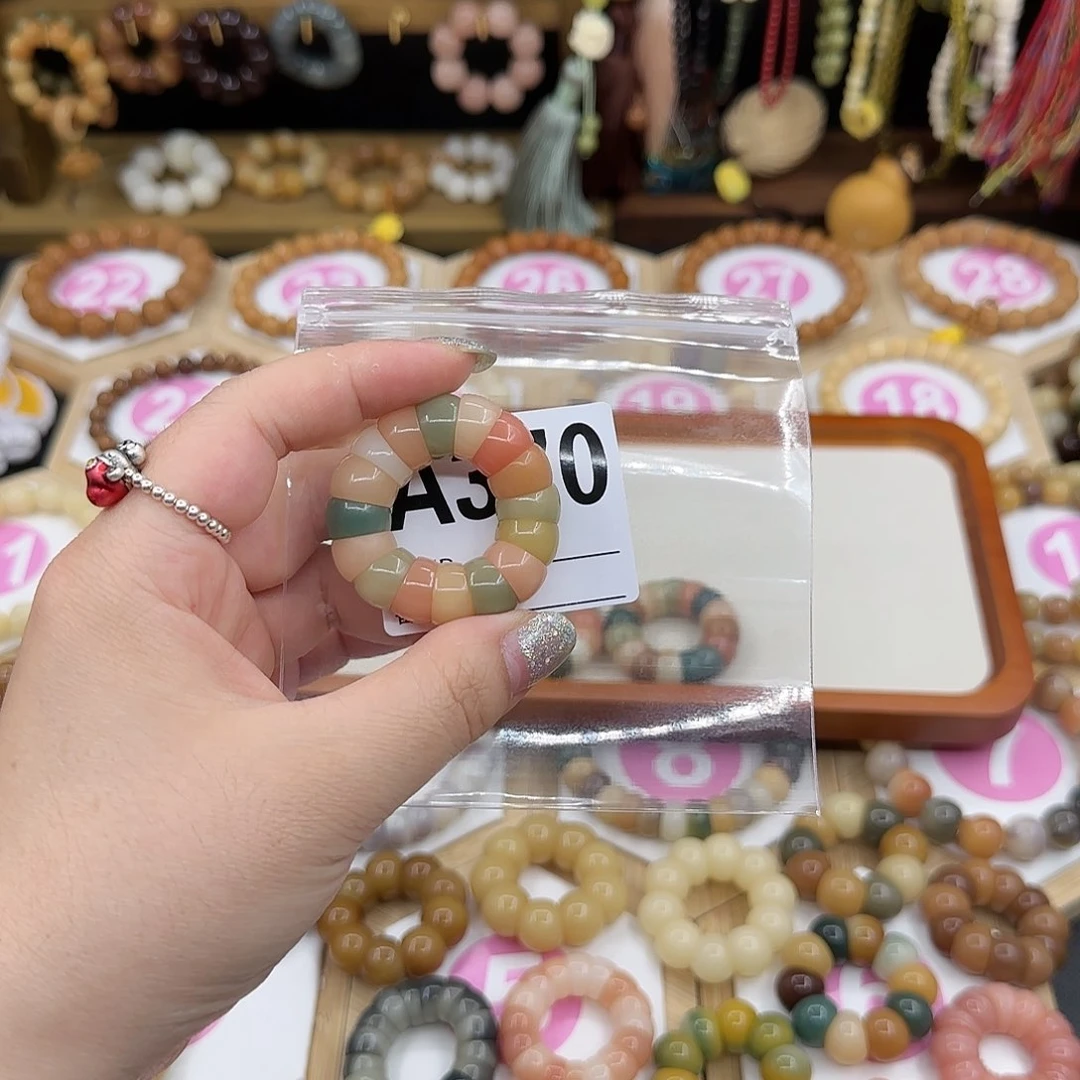 猴头核桃吊坠一****，手串