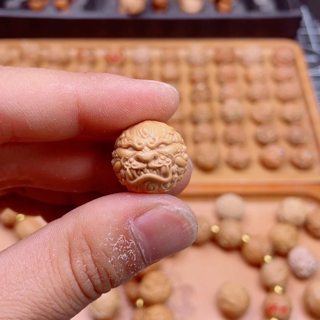 猴头核桃手串故****3猴头核桃双面唐狮