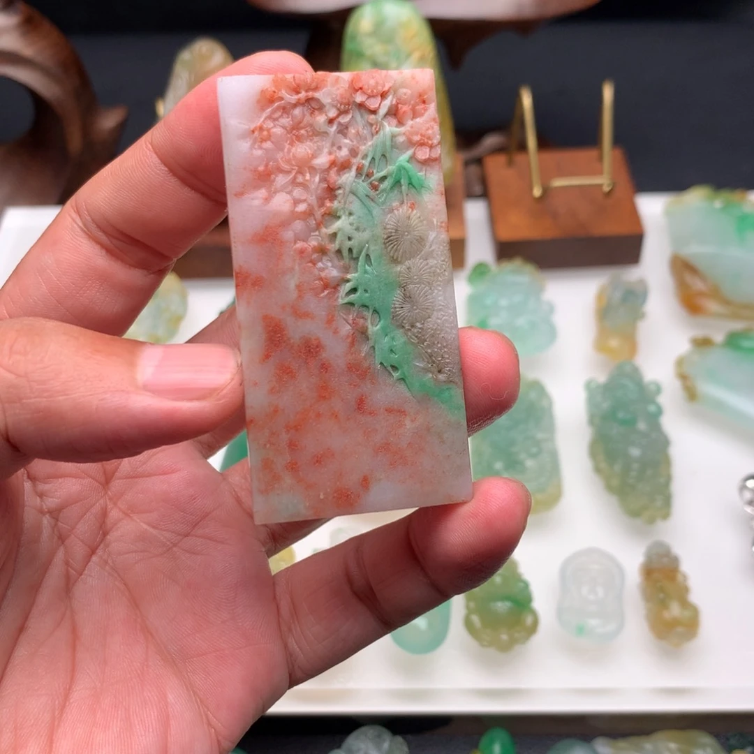 洛***爸定制翡翠未镶嵌翡翠