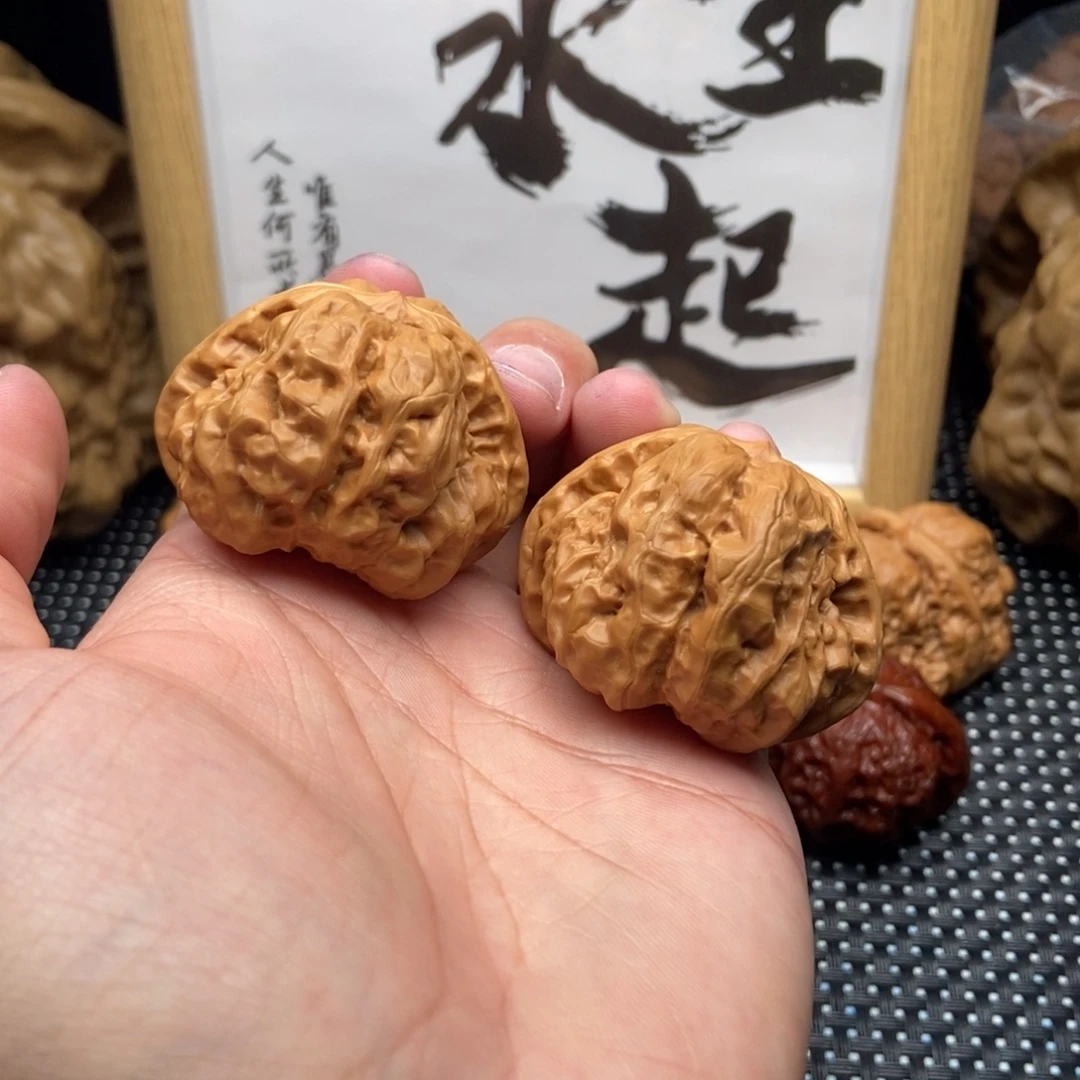 y***i吊坠文玩核桃45蛤蟆头
