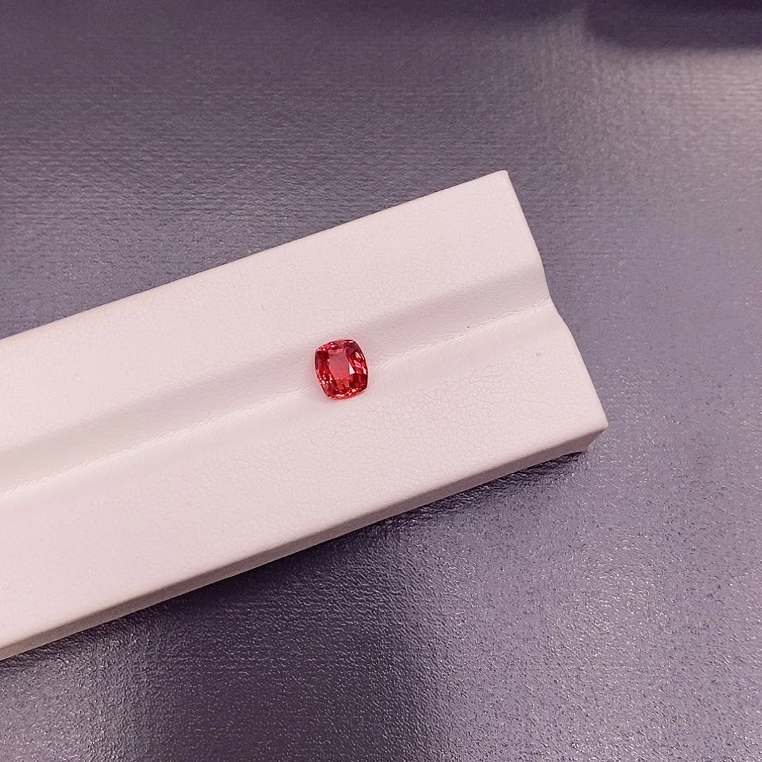 裸石蓝宝石1.24克拉