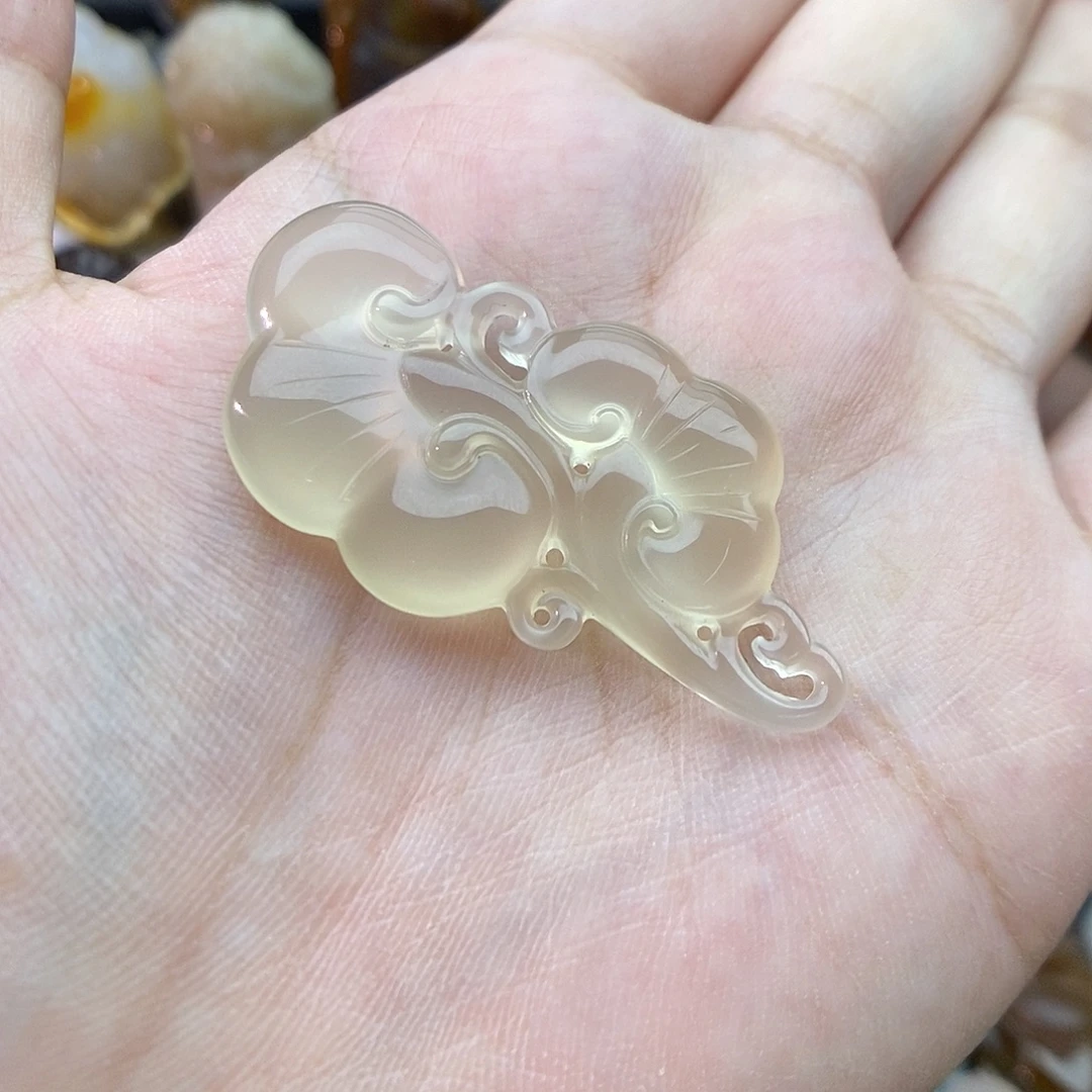 未镶嵌颈饰玛瑙/玉髓