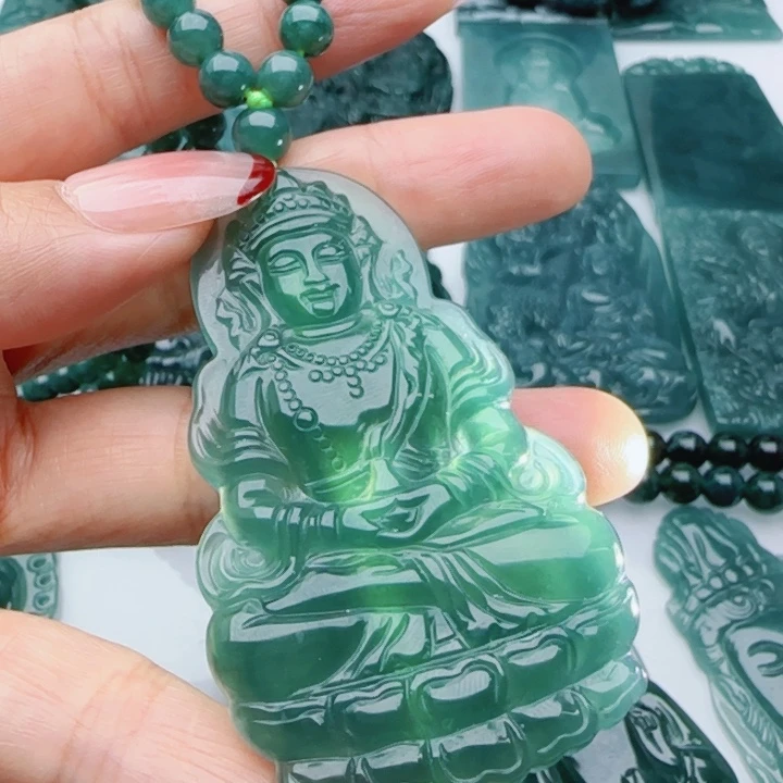 翡翠未镶嵌颈饰多样性发货天然A货翡翠