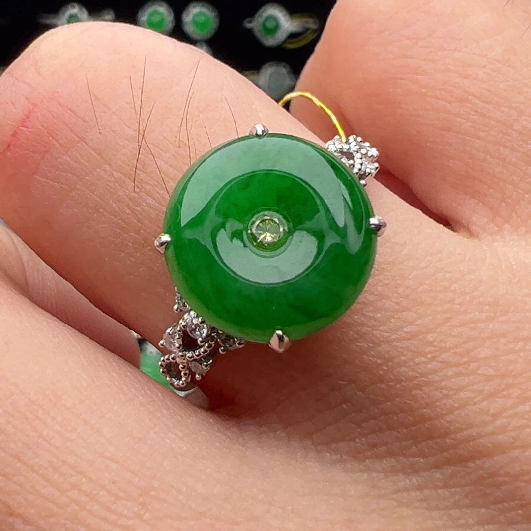 翡翠18K金镶嵌戒指扣子11.7