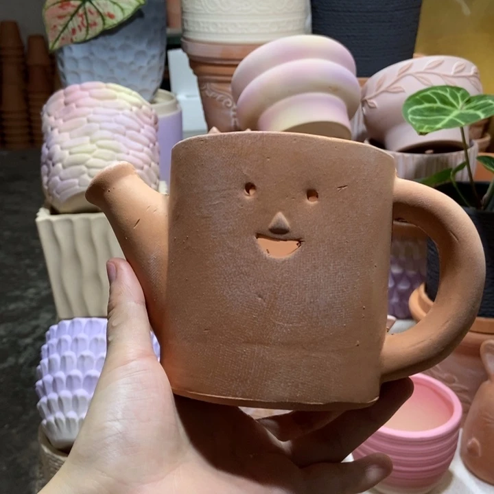 17×10 微笑花盆 半手工粗陶