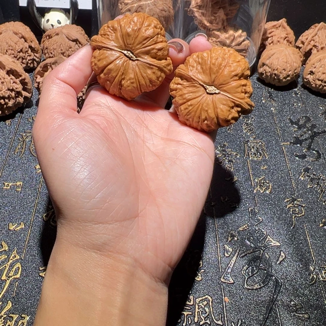 文玩核桃吊坠南瓜44手把件180