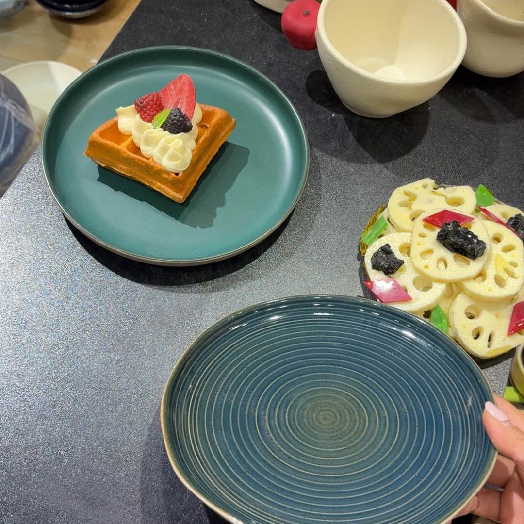 瓷两个微瑕特价处理介意勿拍