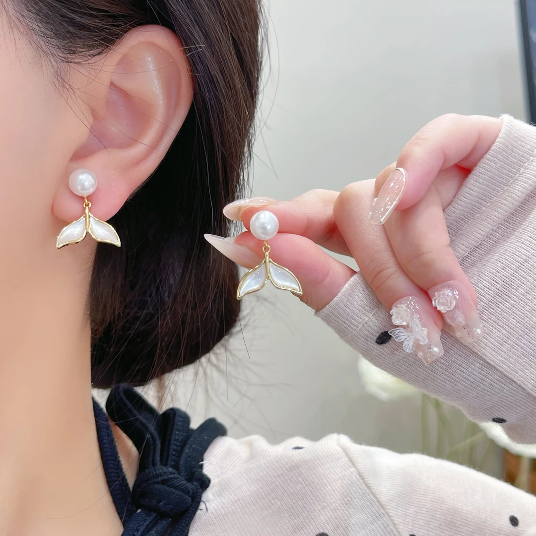 君朵饰品01617时尚鱼尾ins耳环耳饰优雅耳钉